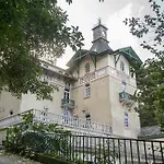 Guest house Relogio 4*